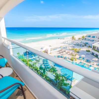Wyndham Alltra Cancun - Balcony